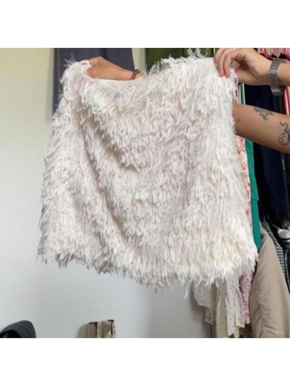 Vici white feather skirt Size XL